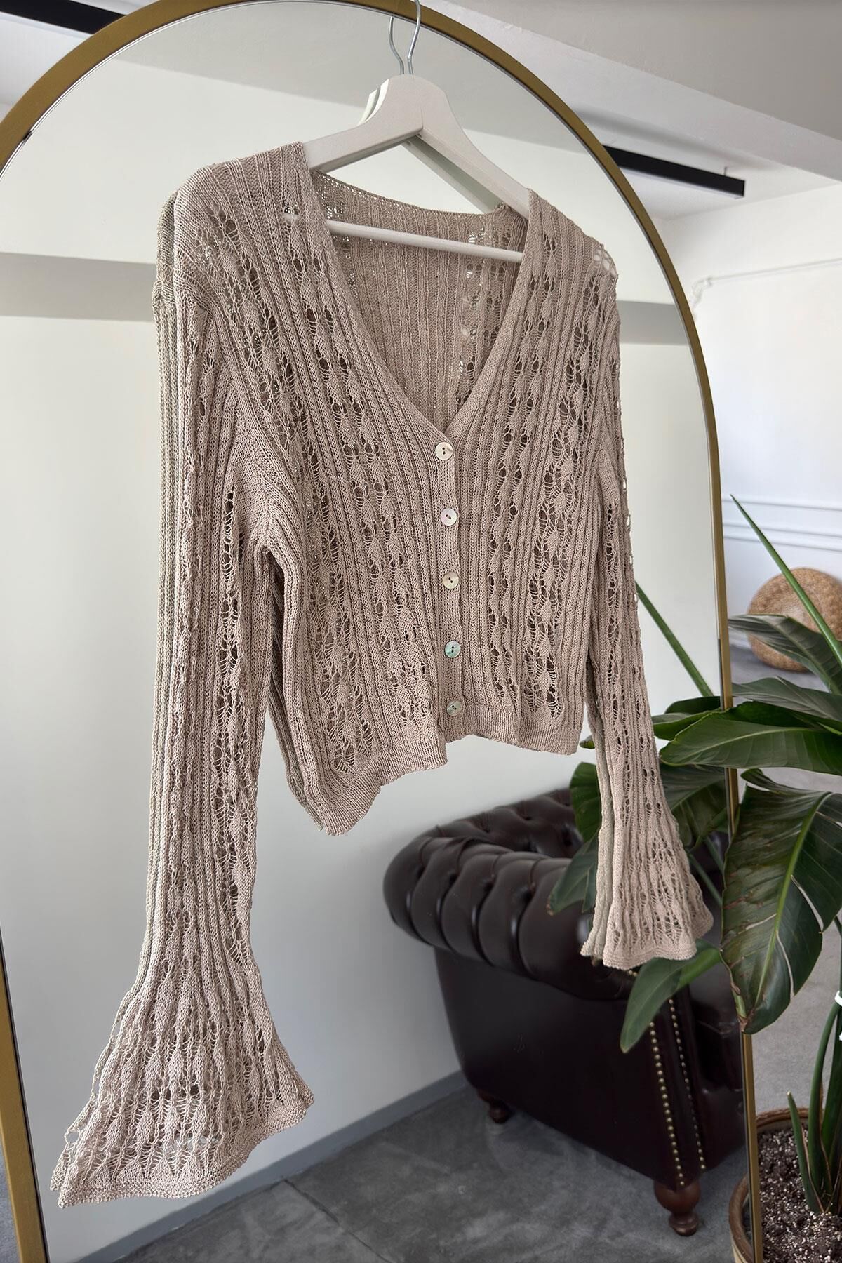 AJURLU V YAKA PREMIUM HIRKA - TAŞ