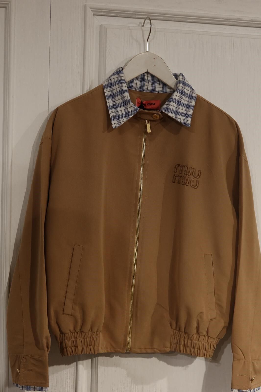 EKOSE YAKALI GÖMLEK DETAYLI LOGOLU BOMBER CEKET - VİZON