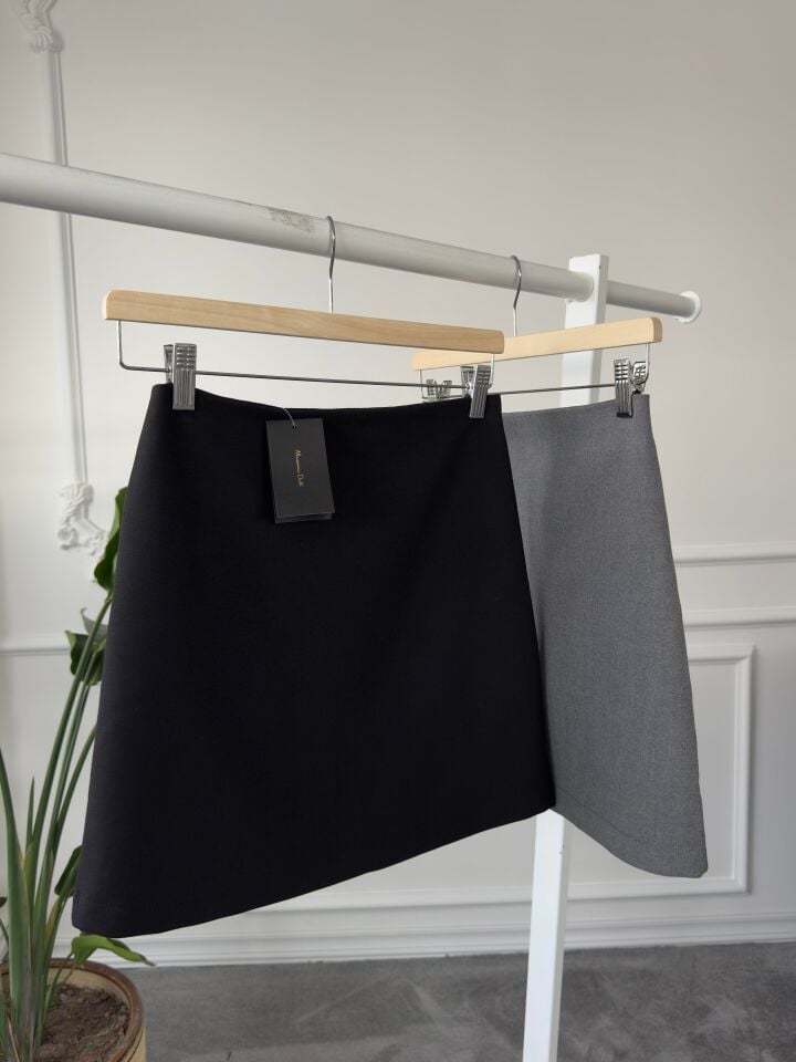 MİNİ KLASİK DÜZ ETEK ORJ MARKA - SİYAH