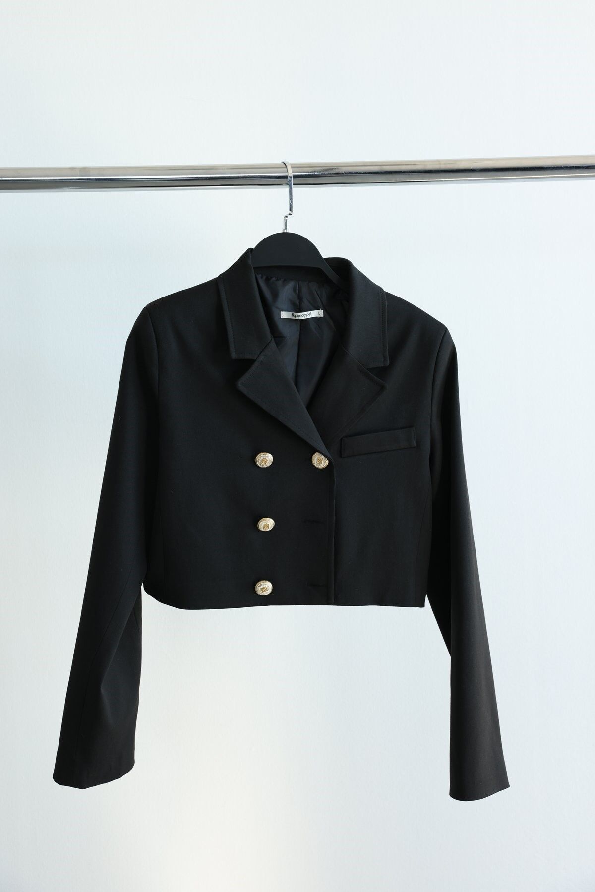 GOLD DÜĞMELİ CROP CEKET - SİYAH