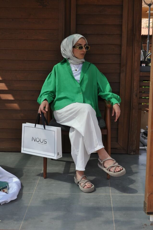 BİLEKLERİ PENS DİKİŞLİ GÖMLEK - YEŞİL