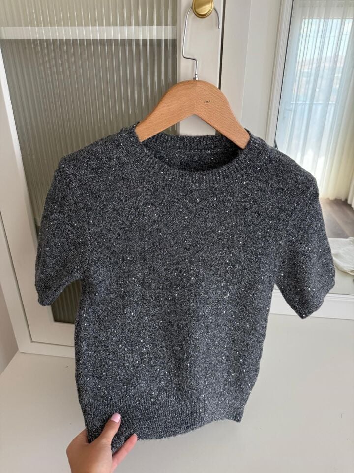 KISA KOLLU PARILTILI TRİKO KAZAK - ANTRASİT