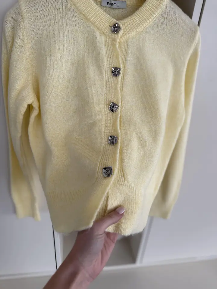 METAL DÜĞMELİ HIRKA - SARI