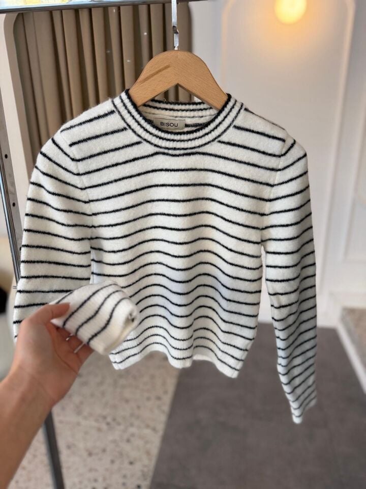 BİSİKLET YAKA ÇİZGİLİ KAZAK -  EKRU