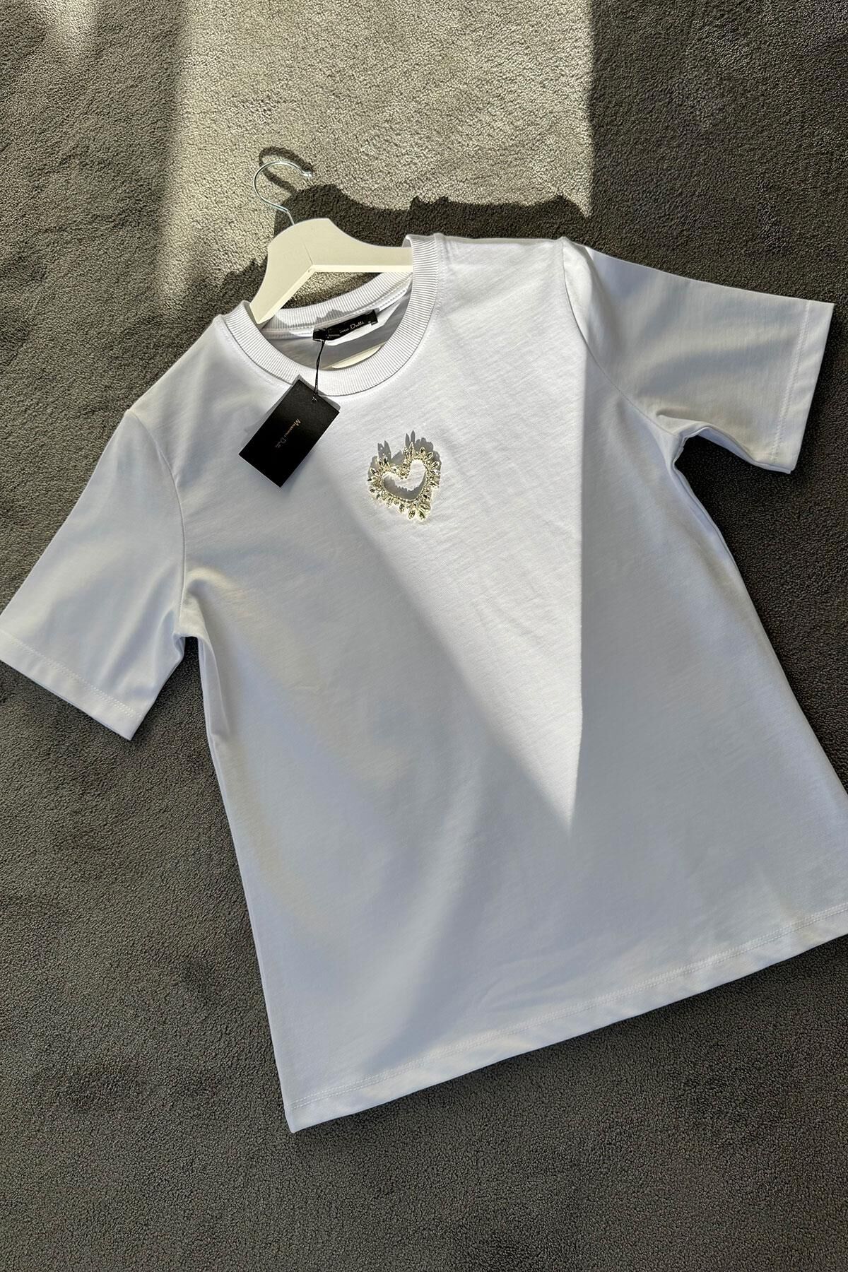 ORJ TAŞLI KALP MOTİFLİ T-SHIRT - BEYAZ