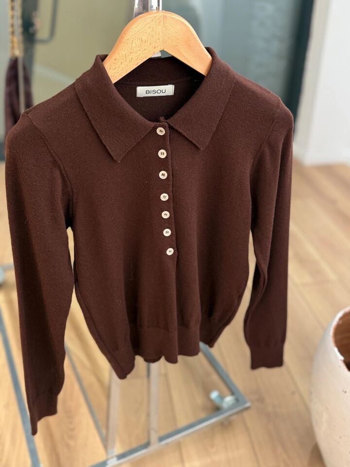 POLO YAKA DÜĞMELİ TRİKO - KAHVERENGİ