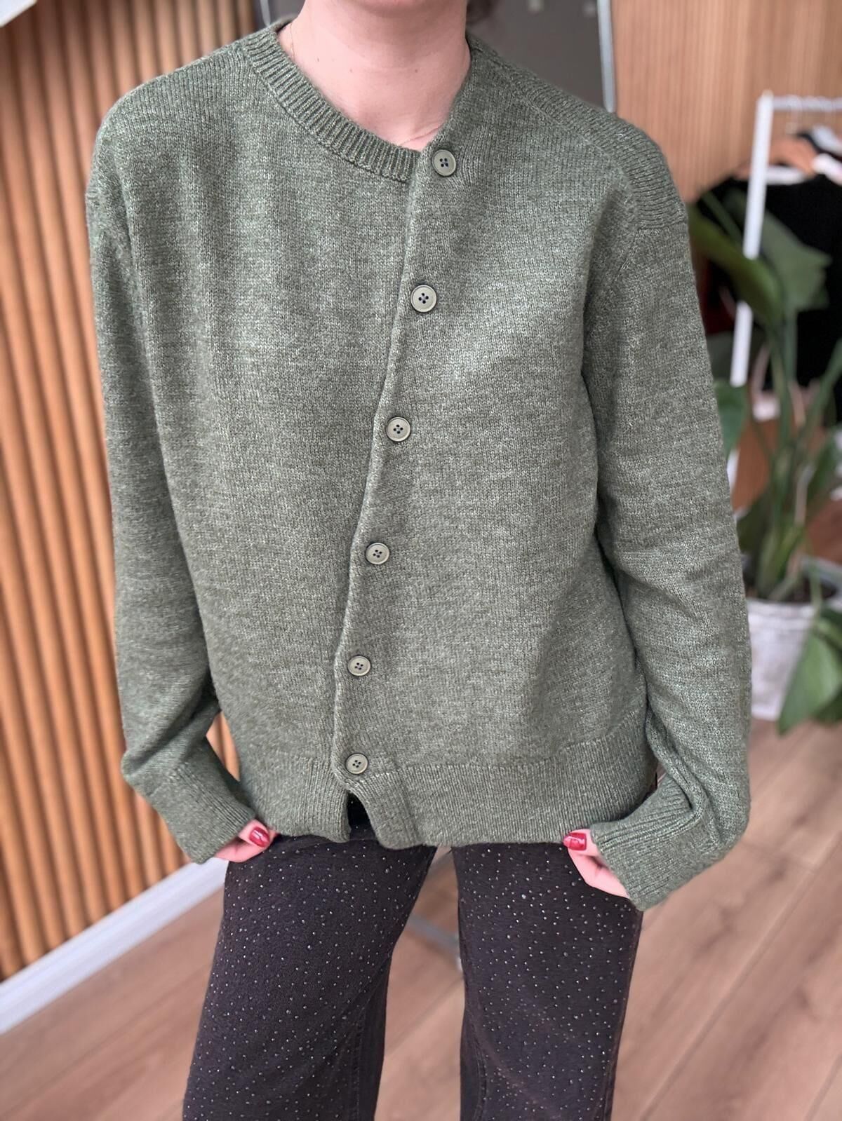 ÇAPRAZ DÜĞMELİ HIRKA - ANTRASİT