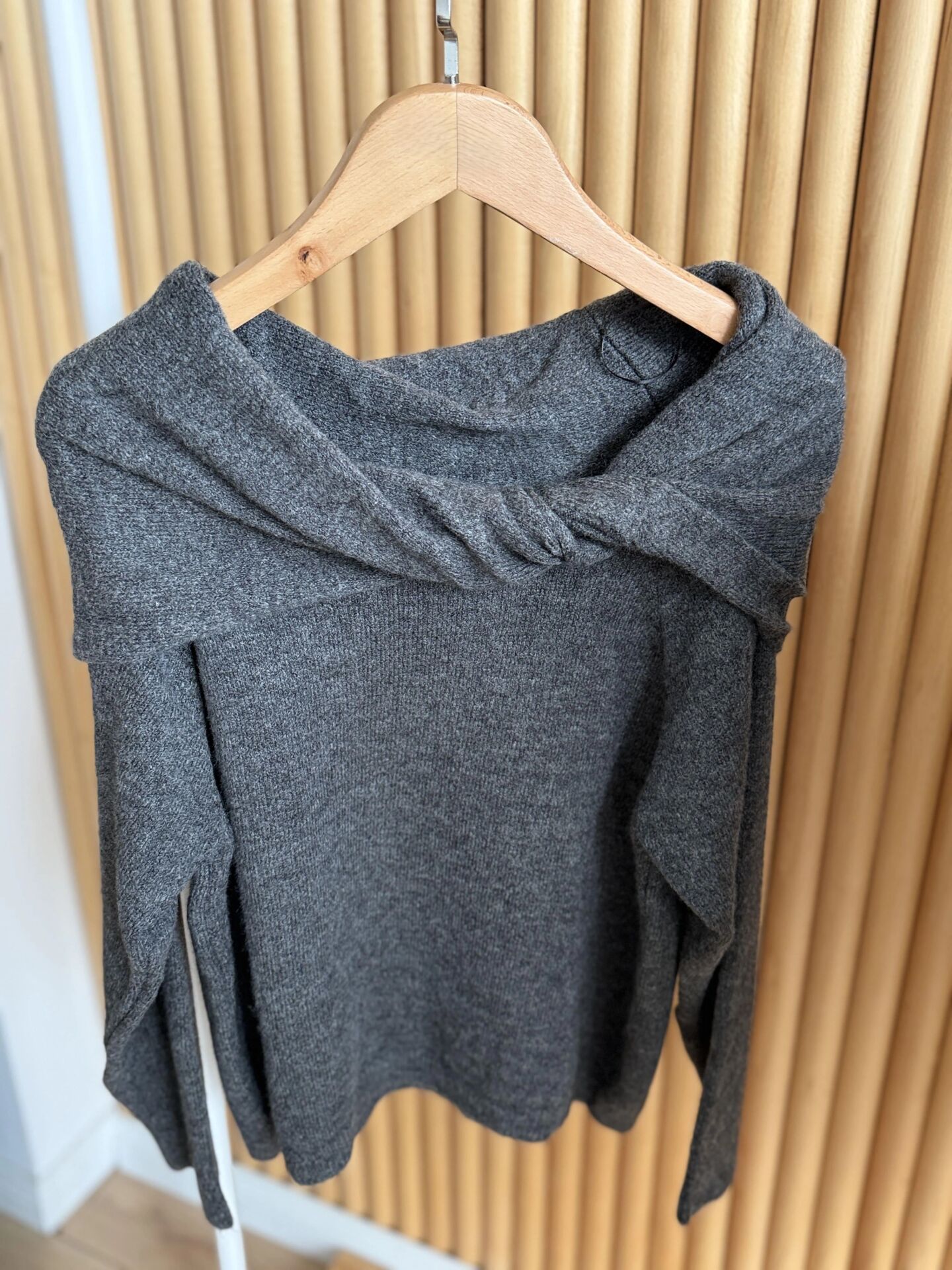 YAKADAN BAĞLAMA DETAY KAZAK - ANTRASİT