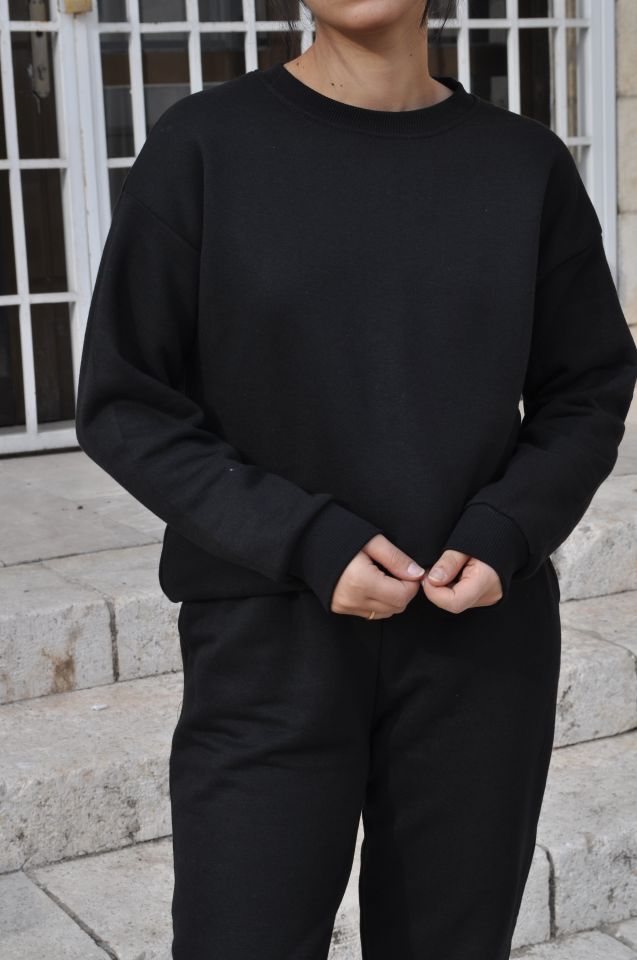 ÜÇ İPLİK SİYAH EŞOFMAN TAKIMI