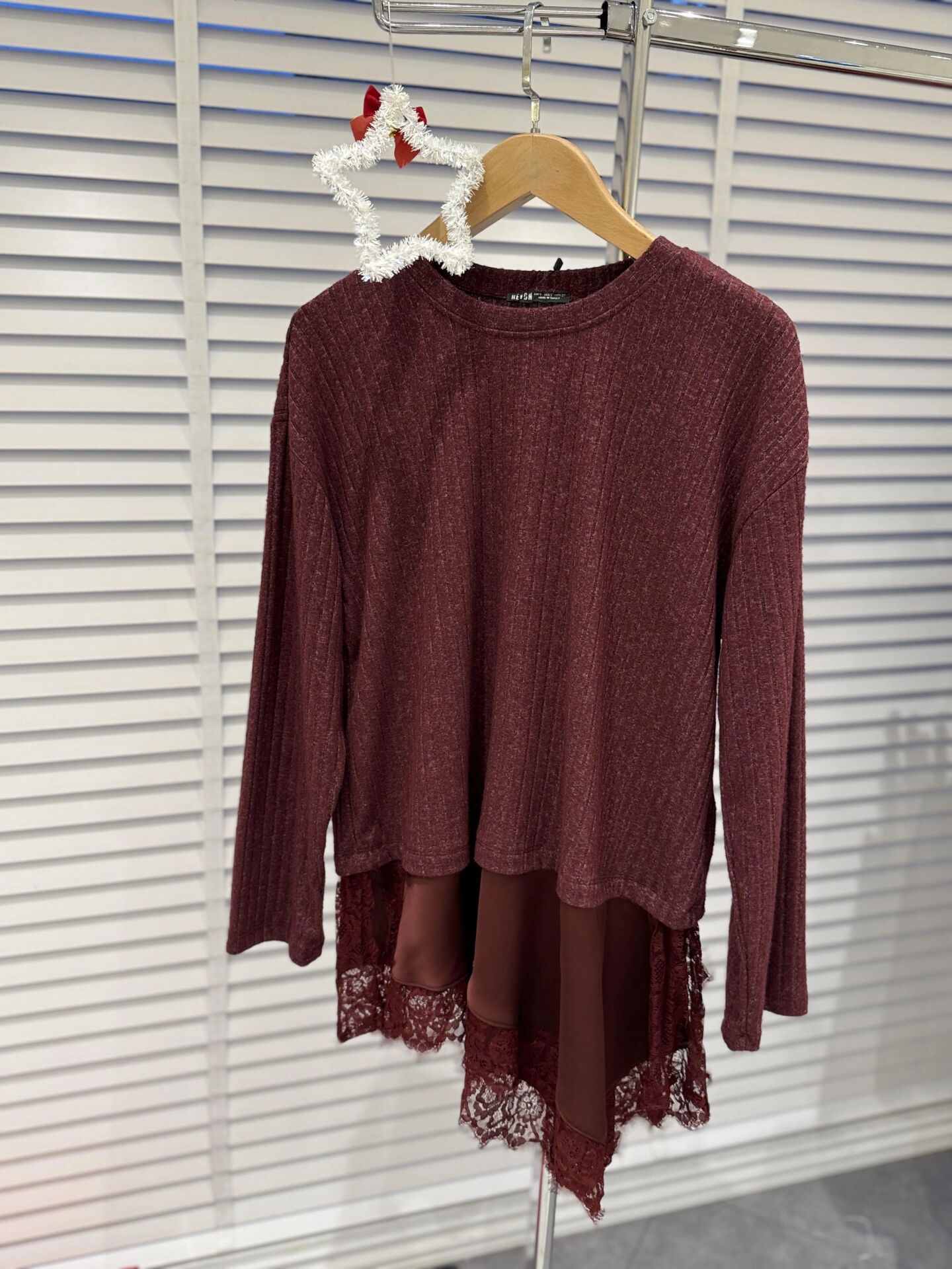 SATEN GARNİLİ TRİKO BLUZ - BORDO