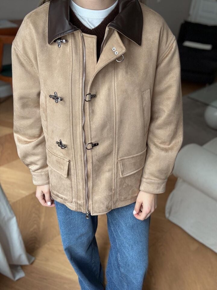 DERİ YAKALI KABAN - BEJ