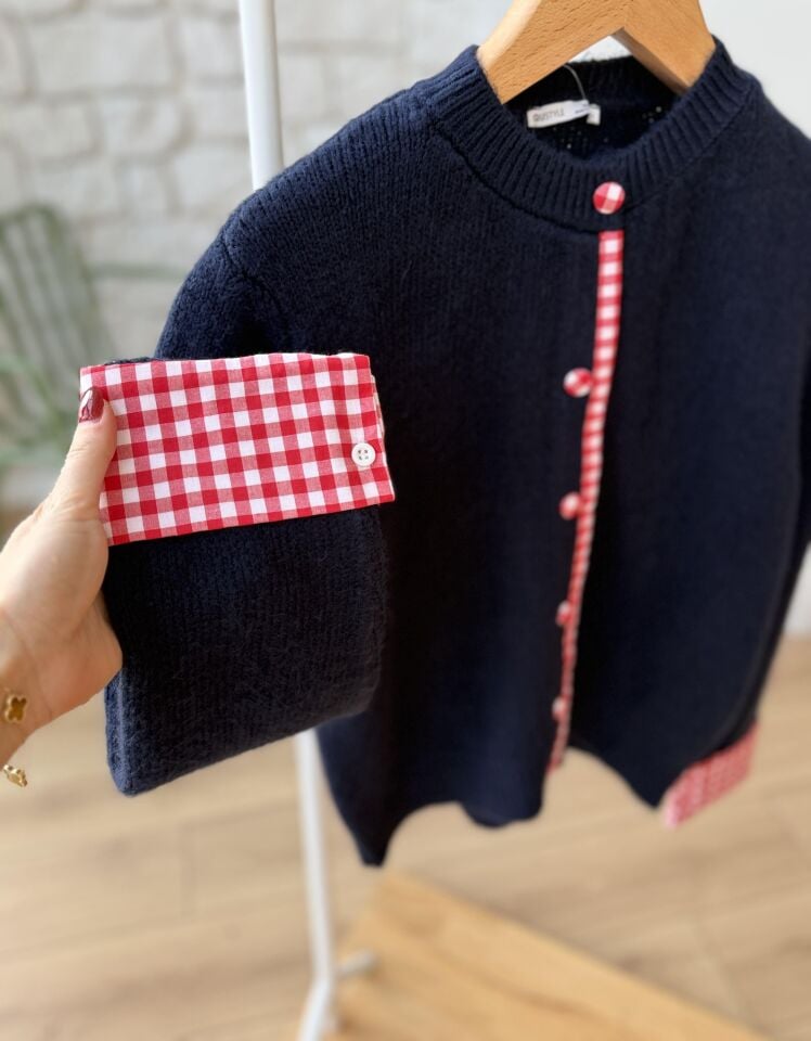 PÖTİKARE GARNİLİ HIRKA - LACİVERT