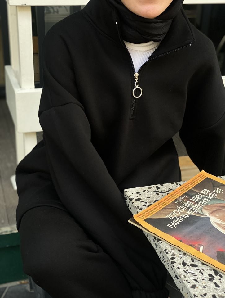 SİYAH YARIM FERMUARLI EŞOFMAN TAKIMI