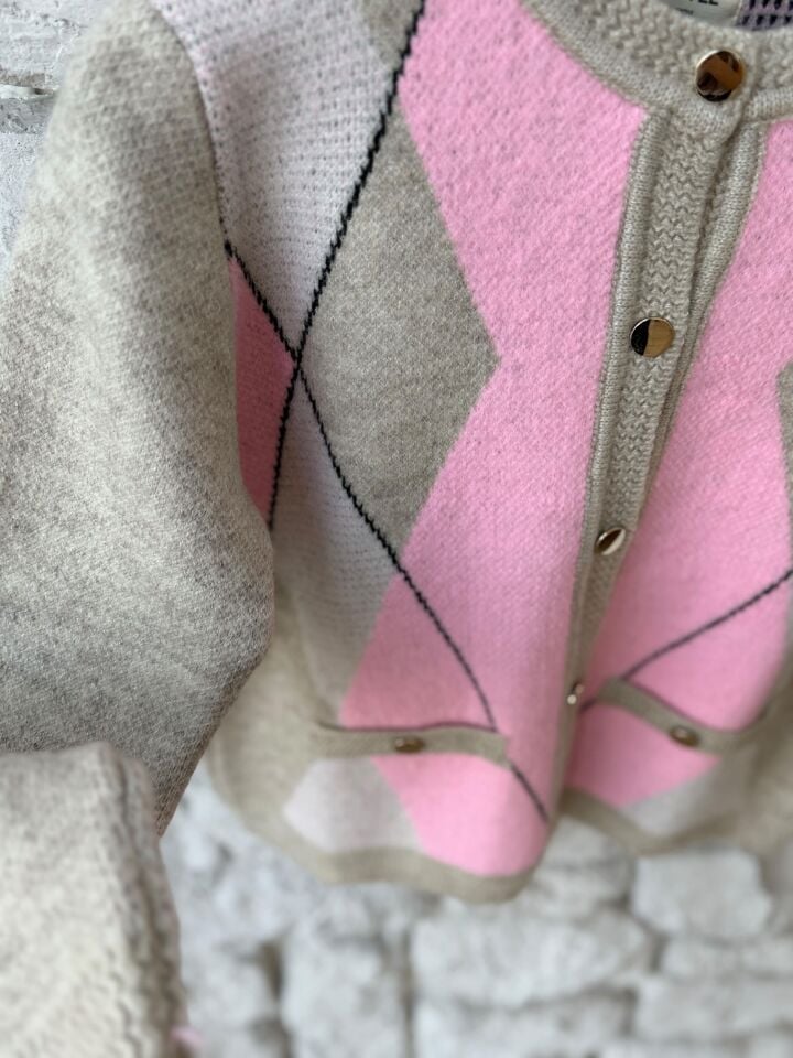 GOLD DÜĞMELİ BAKLAVA DESEN HIRKA - PEMBE