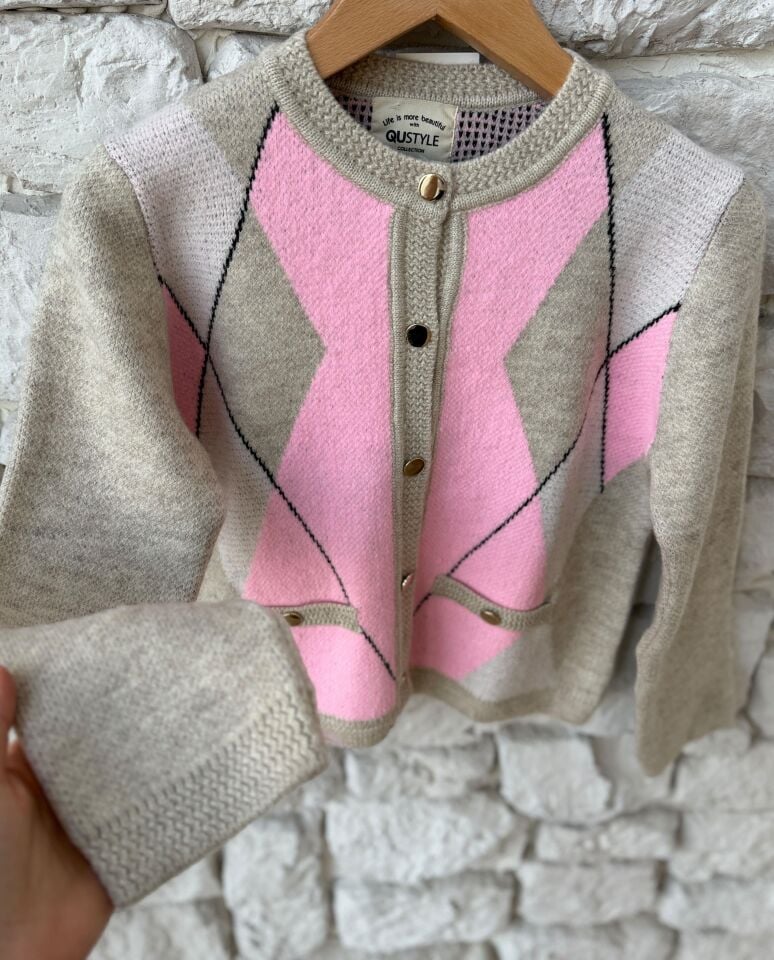 GOLD DÜĞMELİ BAKLAVA DESEN HIRKA - PEMBE