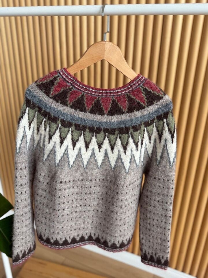 İSKANDİNAV DESEN KAZAK - VİZON