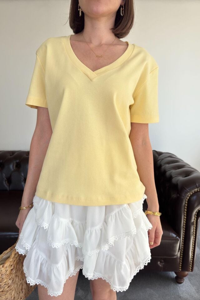 V YAKA PREMIUM T-SHIRT-  SARI