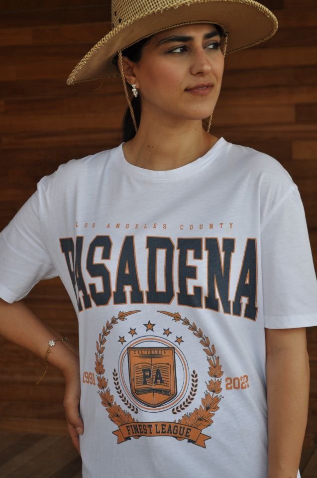 BEYAZ BASKILI YAZILI T-SHIRT