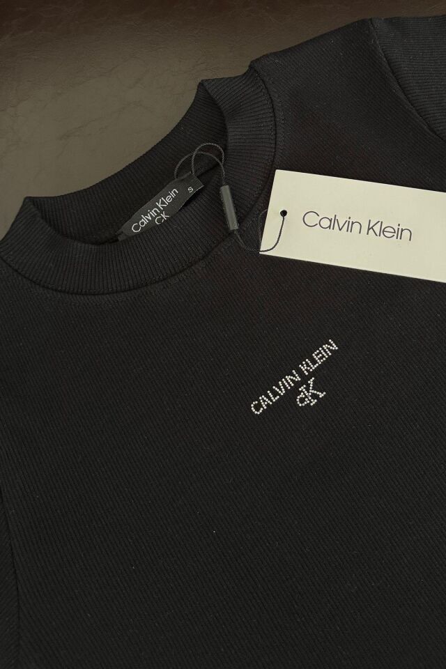 GÖĞÜSÜ TAŞLI MARKA KAŞKORSE T-SHIRT -SİYAH