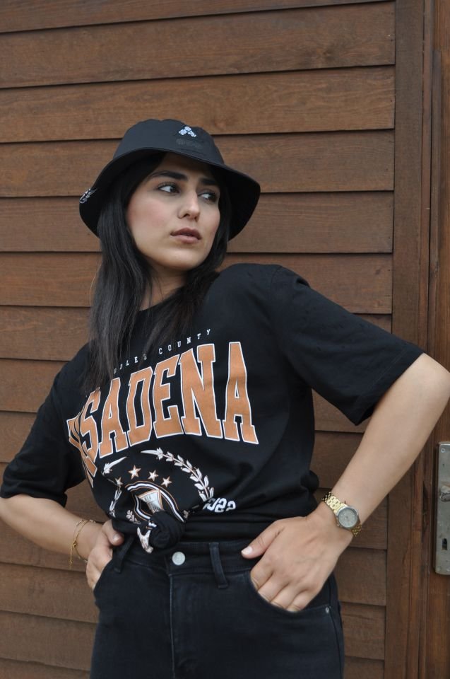 SİYAH BASKILI YAZILI T-SHIRT