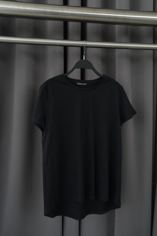 ÖNÜ KISA ARKASI UZUN BASIC T-SHIRT -SİYAH