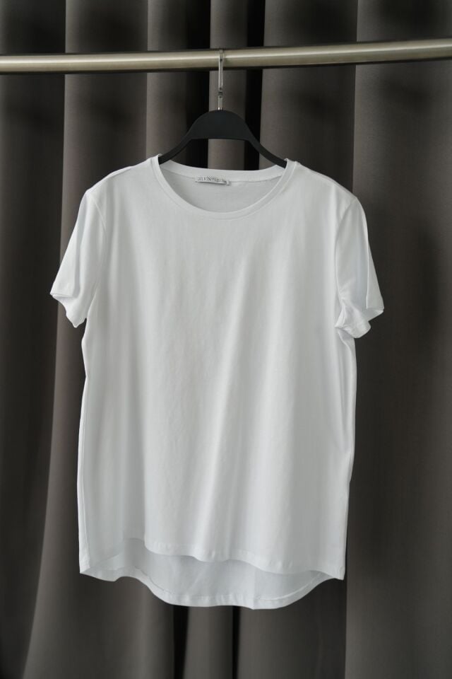 ÖNÜ KISA ARKASI UZUN BASIC T-SHIRT - BEYAZ