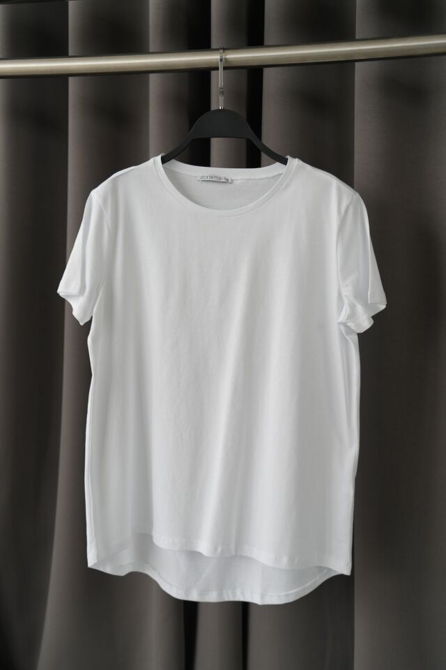 ÖNÜ KISA ARKASI UZUN BASIC T-SHIRT - BEYAZ
