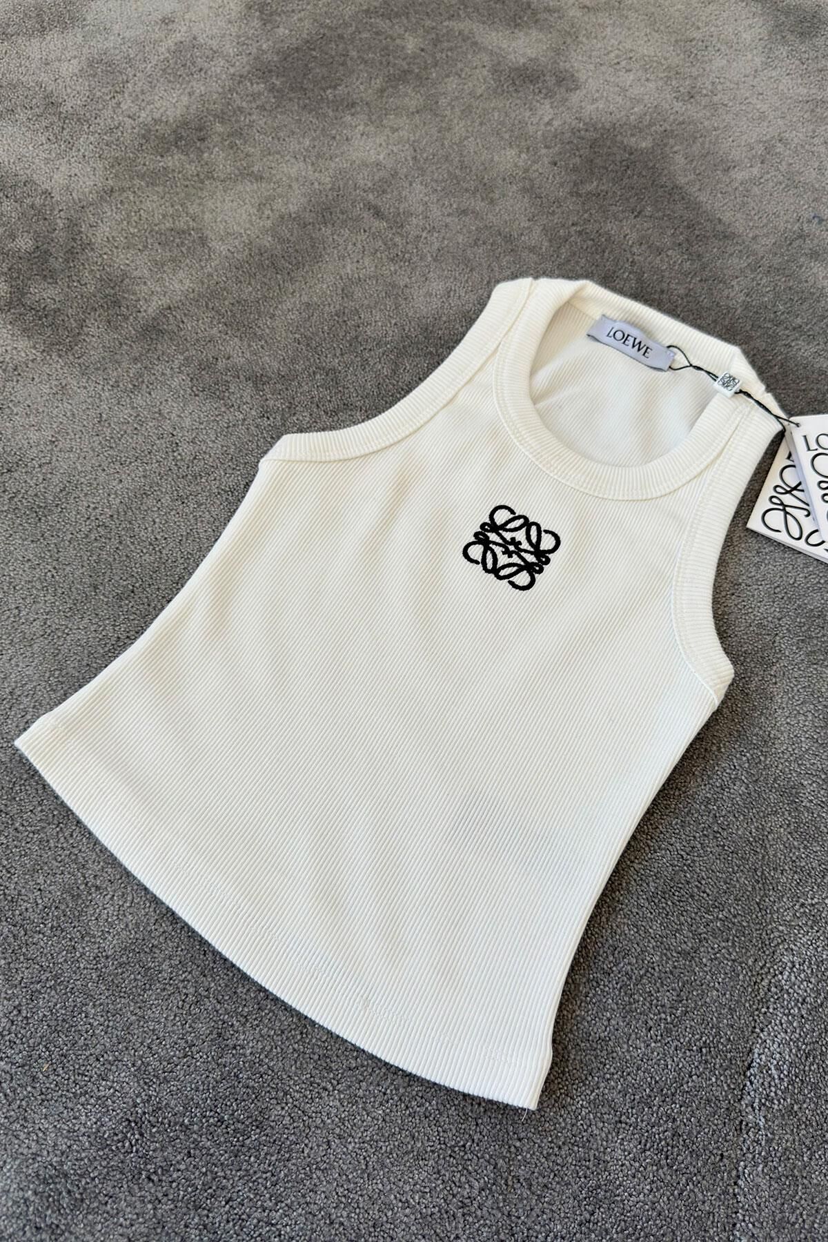MARKA MODEL KAŞKORSE CROP - BEYAZ