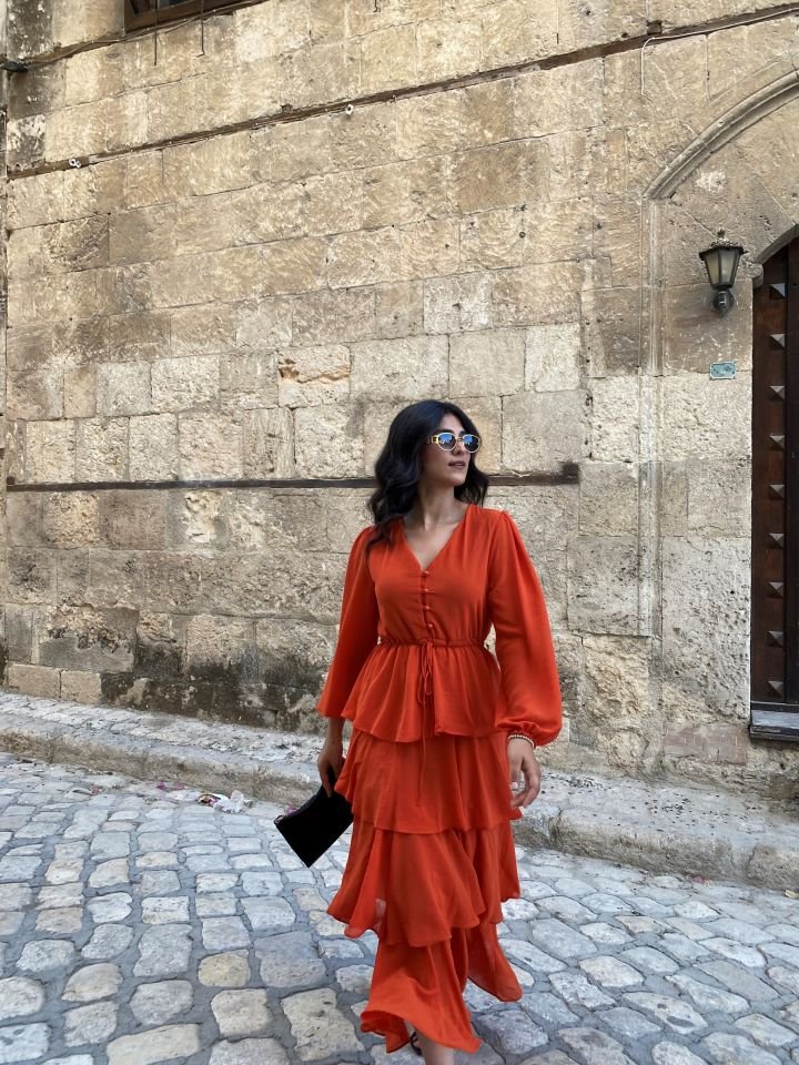 ORANGE PİLELİ KATLI ASTARLI ELBİSE