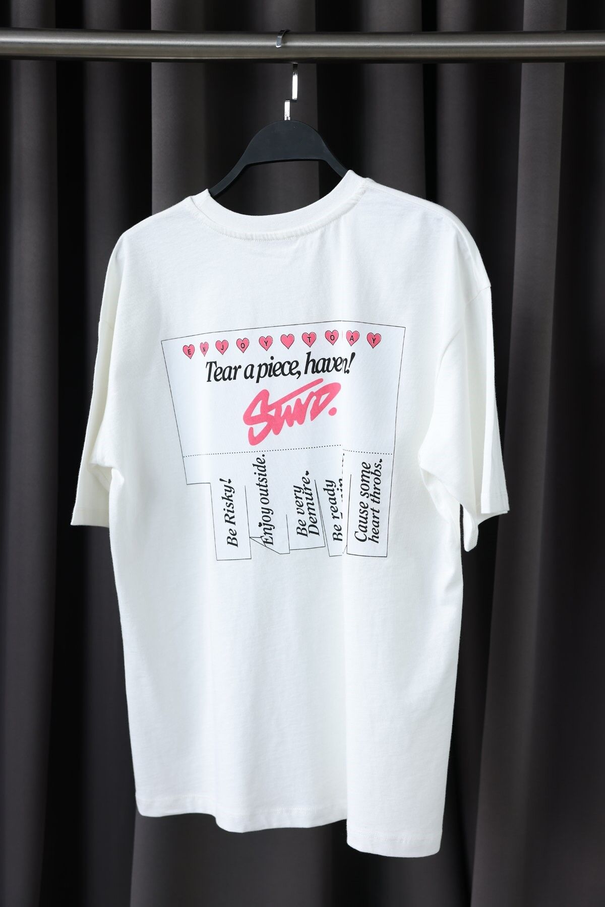 KALP VE YAZI BASKILI OVERSIZE T-SHIRT BEYAZ