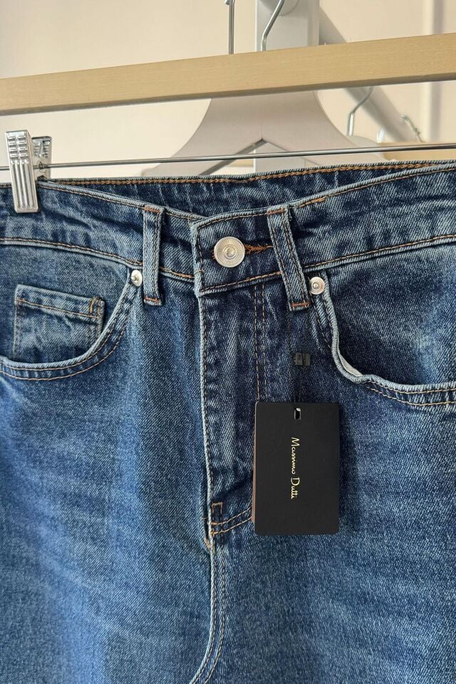 PAÇASI PİS DİKİŞLİ JEAN- MAVİ