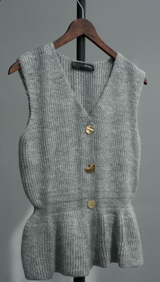 ÜÇ DÜĞMELİ TRİKO  - GRİ