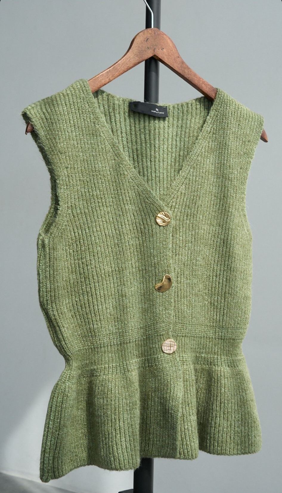 ÜÇ DÜĞMELİ TRİKO - YEŞİL