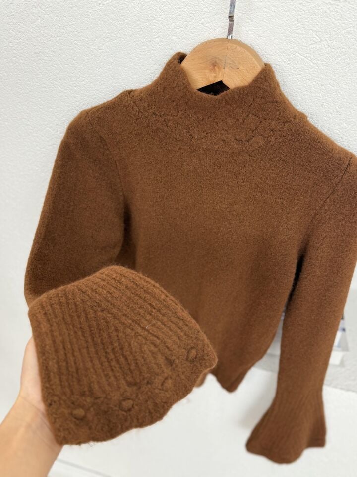 YAKASI AJURLU İSPANYOL KOL TRİKO - MOCHA