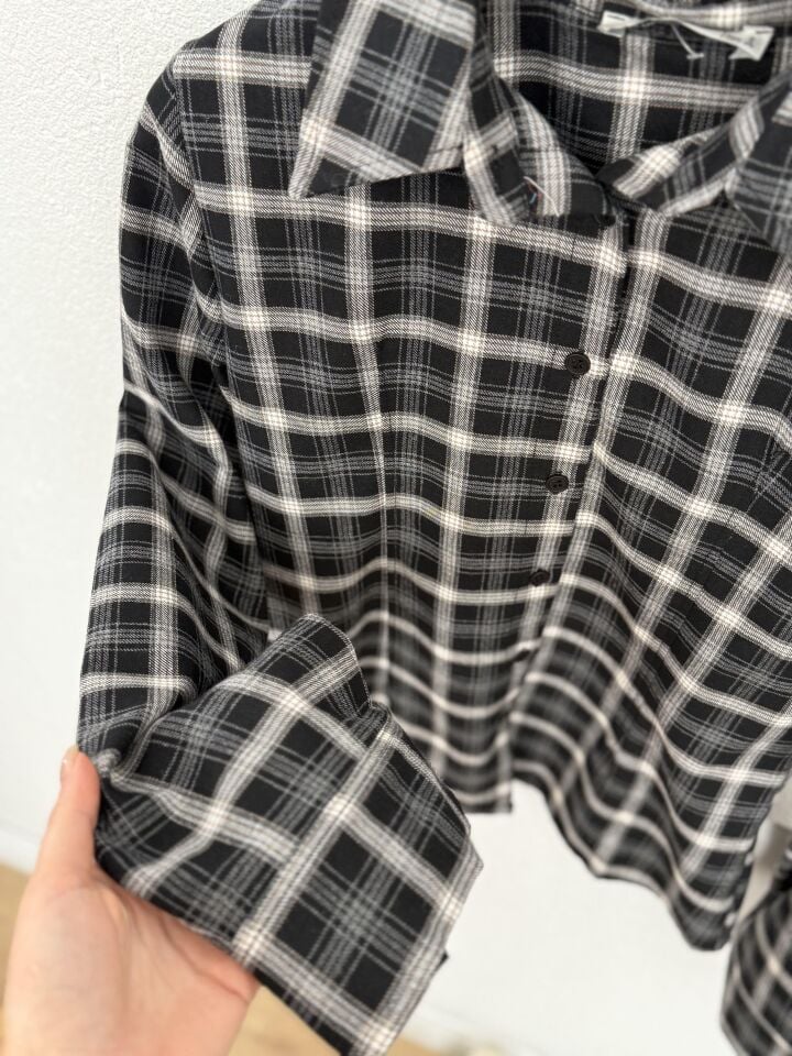 BELDEN OTURTMALI EKOSE GÖMLEK - SİYAH