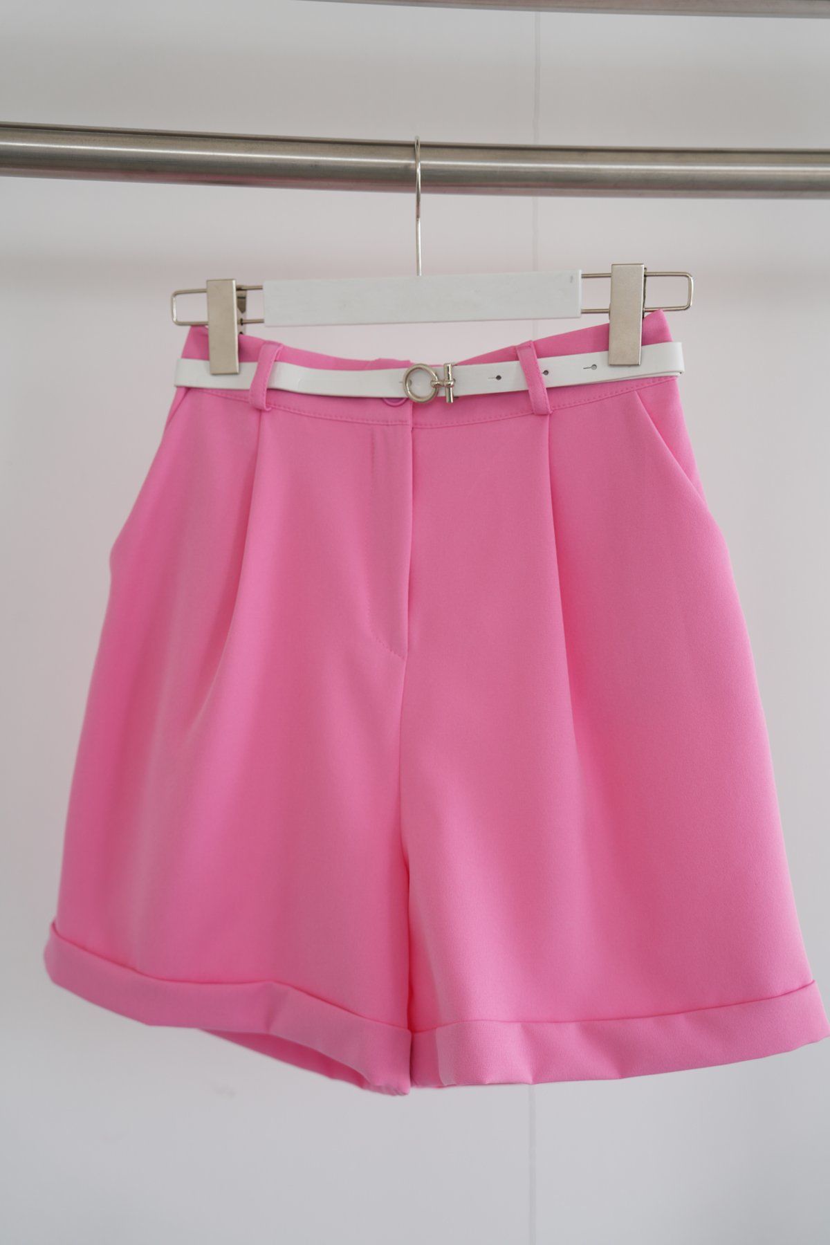DUBLE PAÇA KUMAŞ ŞORT- PEMBE