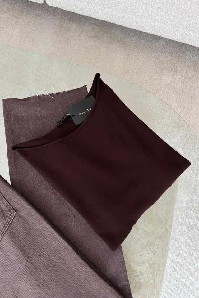 MARKA MODEL KAYIK YAKA TRİKO BLUZ - KAHVE