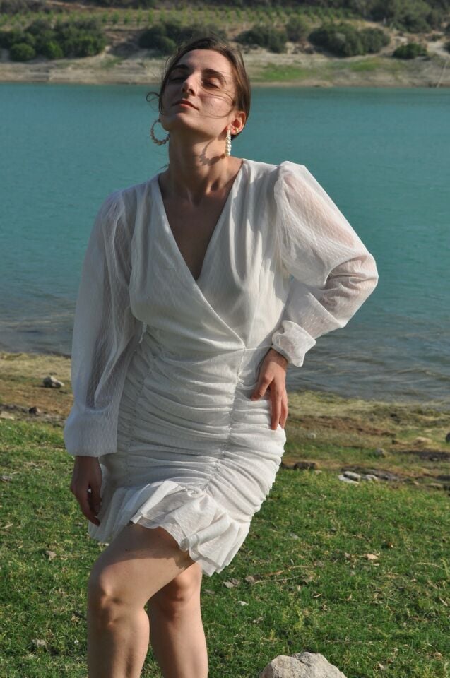 EKRU DRAPE DETAYLI ELBİSE