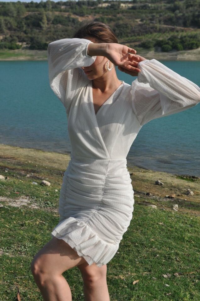 EKRU DRAPE DETAYLI ELBİSE
