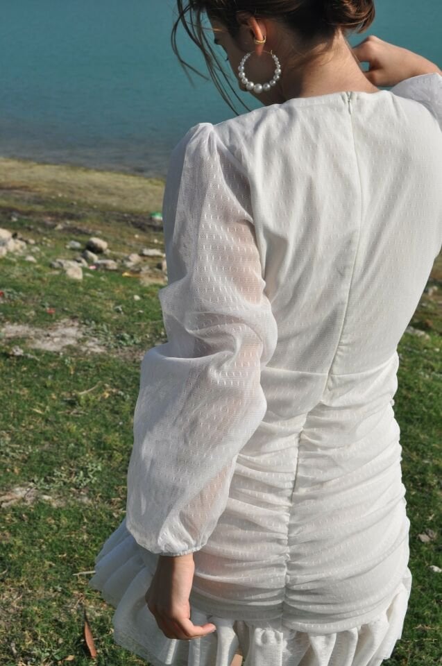 EKRU DRAPE DETAYLI ELBİSE